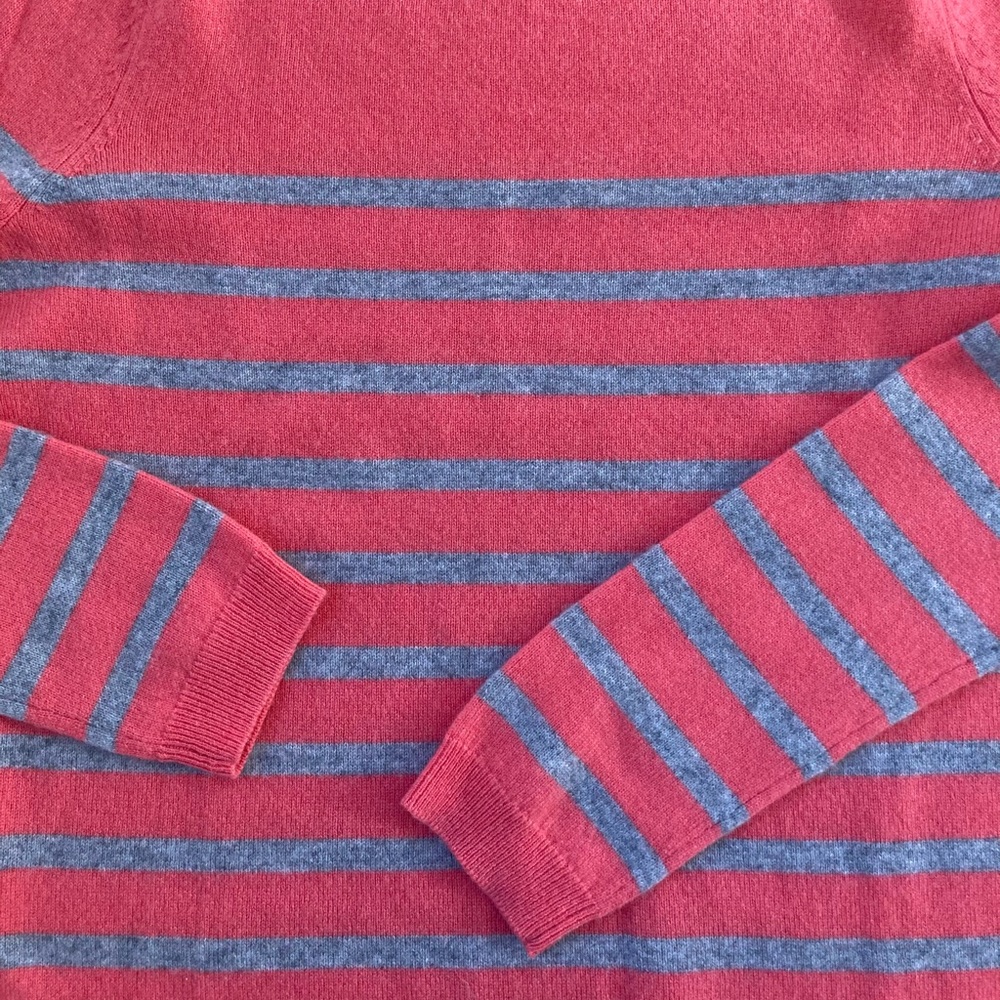 Talbots Cashmere Sweater - Picture 3 of 3